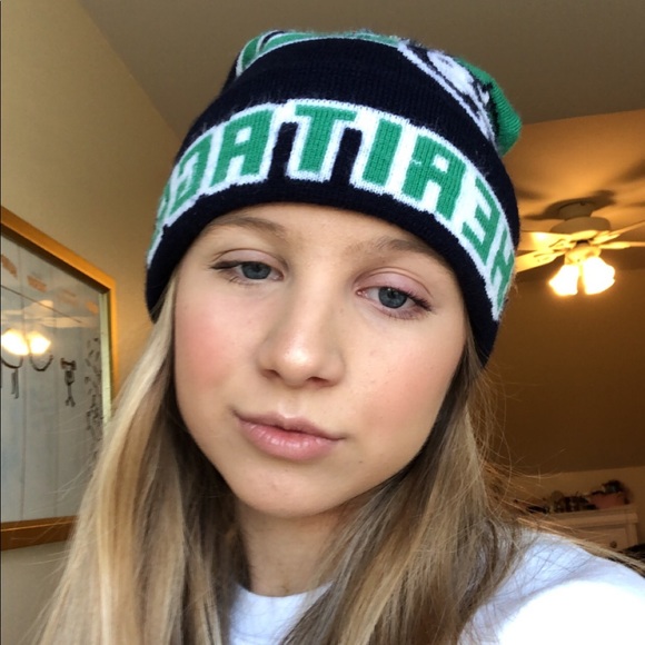 Meet your Posher, Emmie - Picture 1 of 1